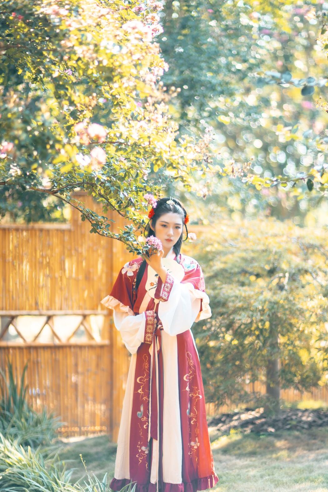 YiTuYu艺图语 Vol.2544 Qin Ko