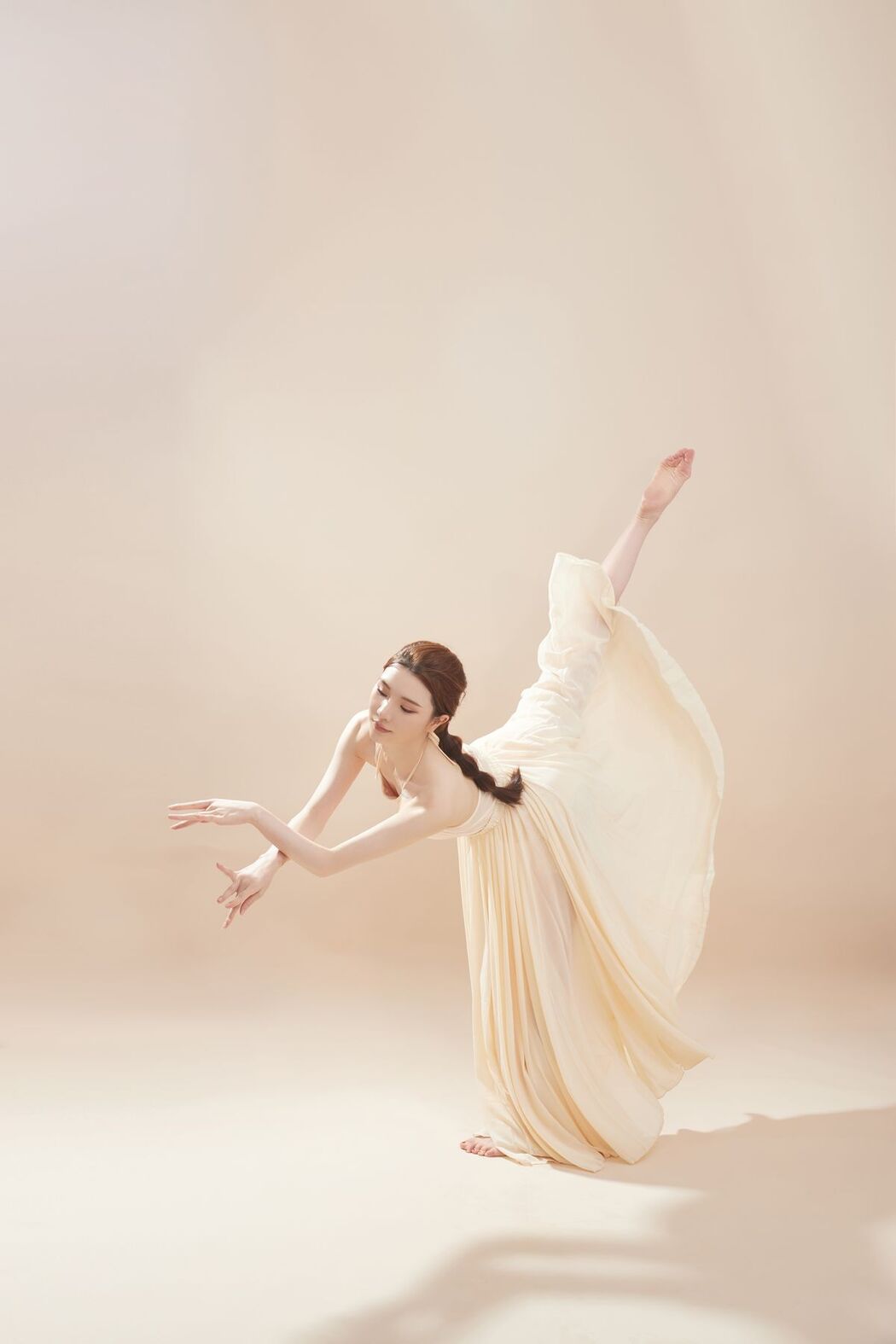 YiTuYu艺图语 Vol.2526 Ao Jiao Jun