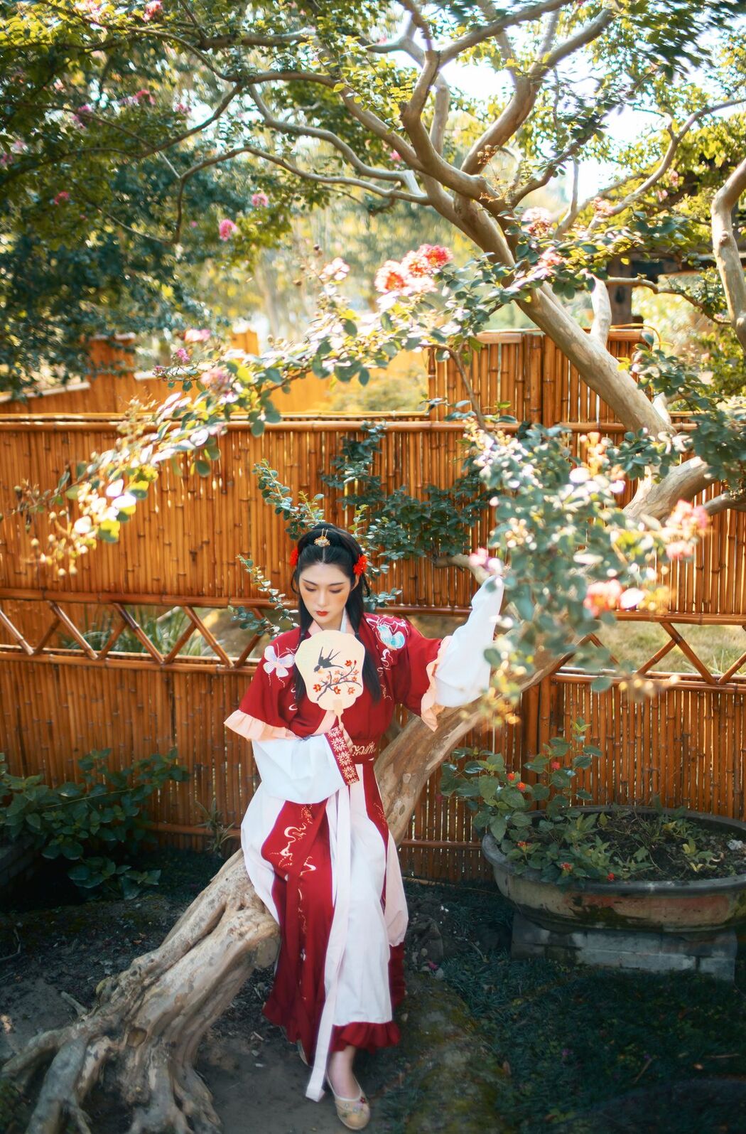 YiTuYu艺图语 Vol.2544 Qin Ko