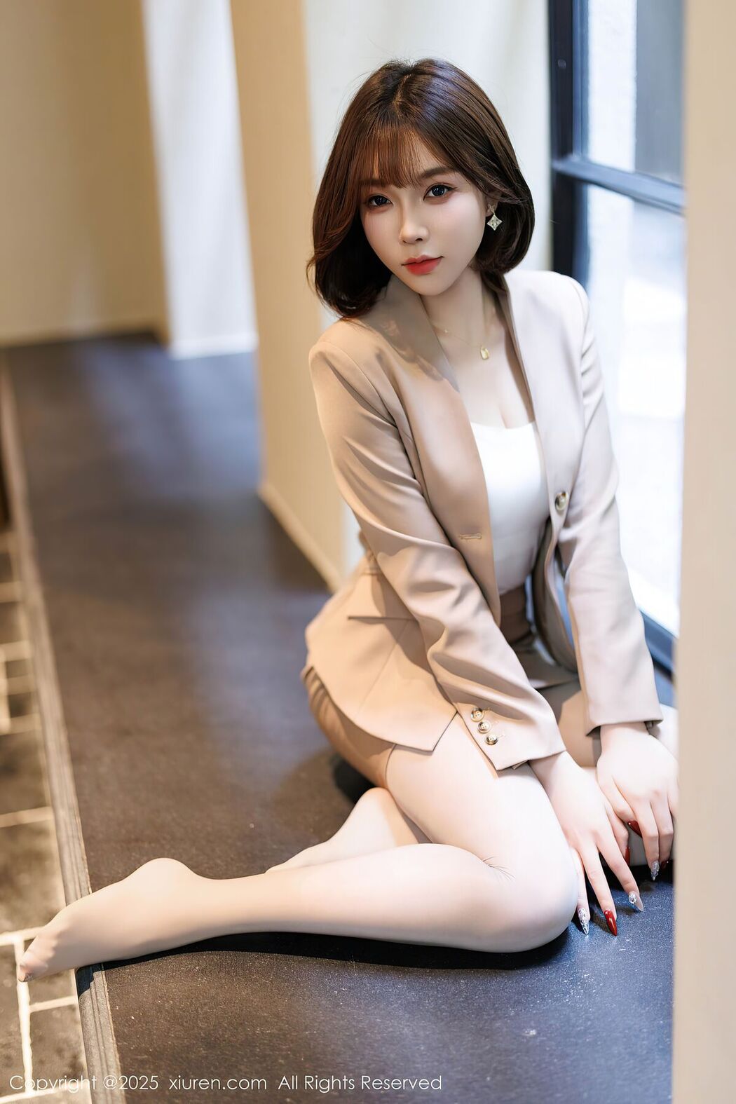 XiuRen秀人网 No.9844 Xu Li Zhi Booty