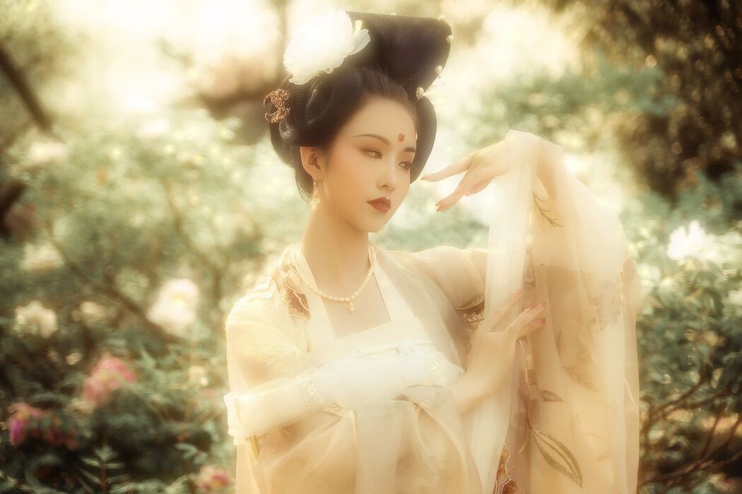 YiTuYu艺图语 Vol.2531 Bi Mo Xia Ci Hou