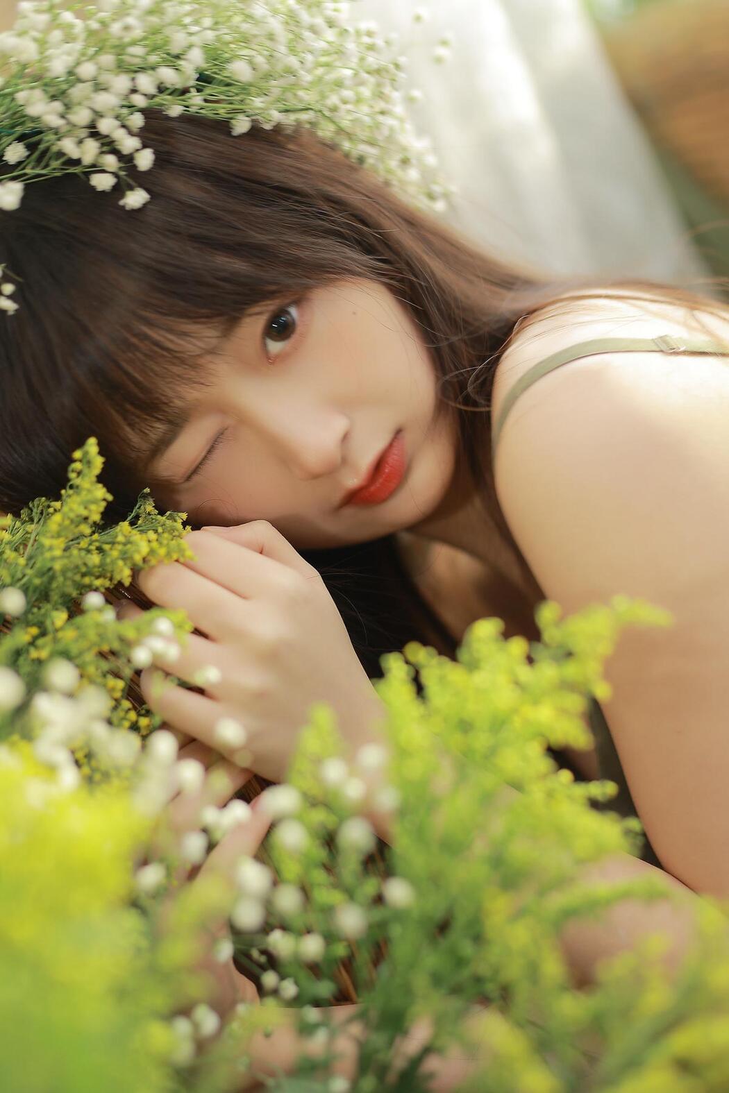 YiTuYu艺图语 Vol.2490 Xiang Qi 77