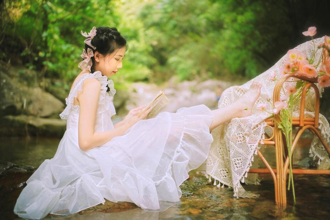 YiTuYu艺图语 Vol.2495 Xiao Yi