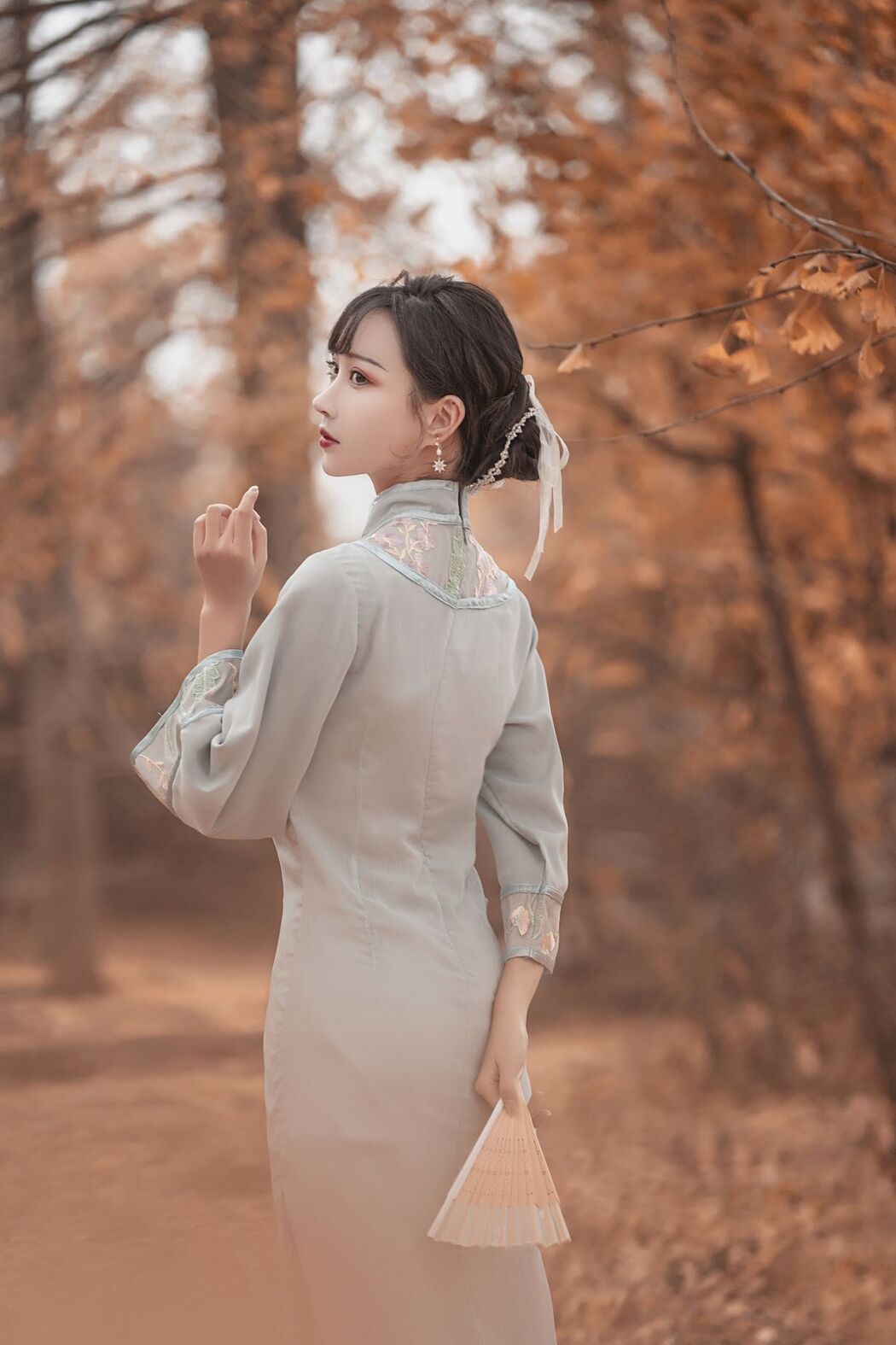 YiTuYu艺图语 Vol.2594 Qi Luo Sheng De Xiao Su Su
