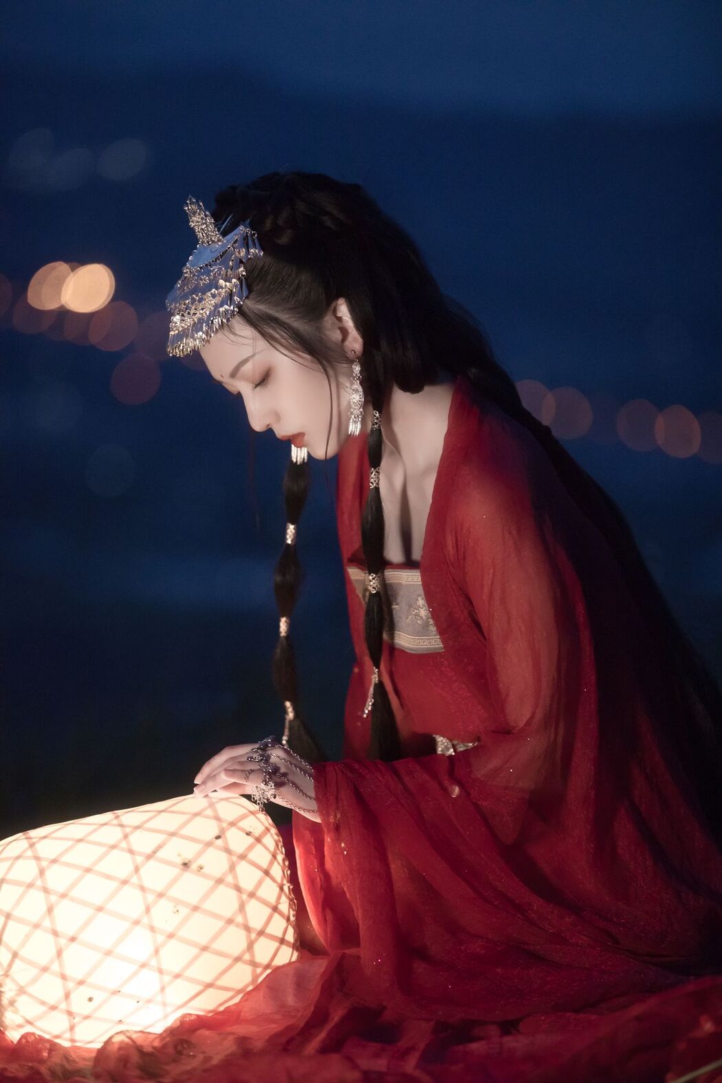 YiTuYu艺图语 Vol.2574 Zhi Zhi Qi