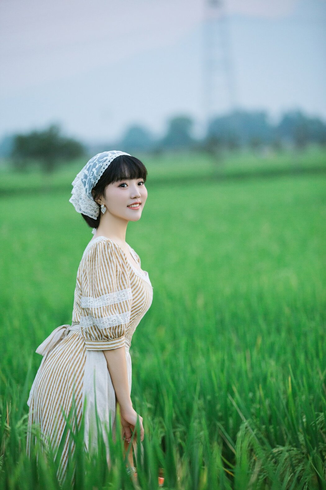 YiTuYu艺图语 Vol.2610 Dong Qin