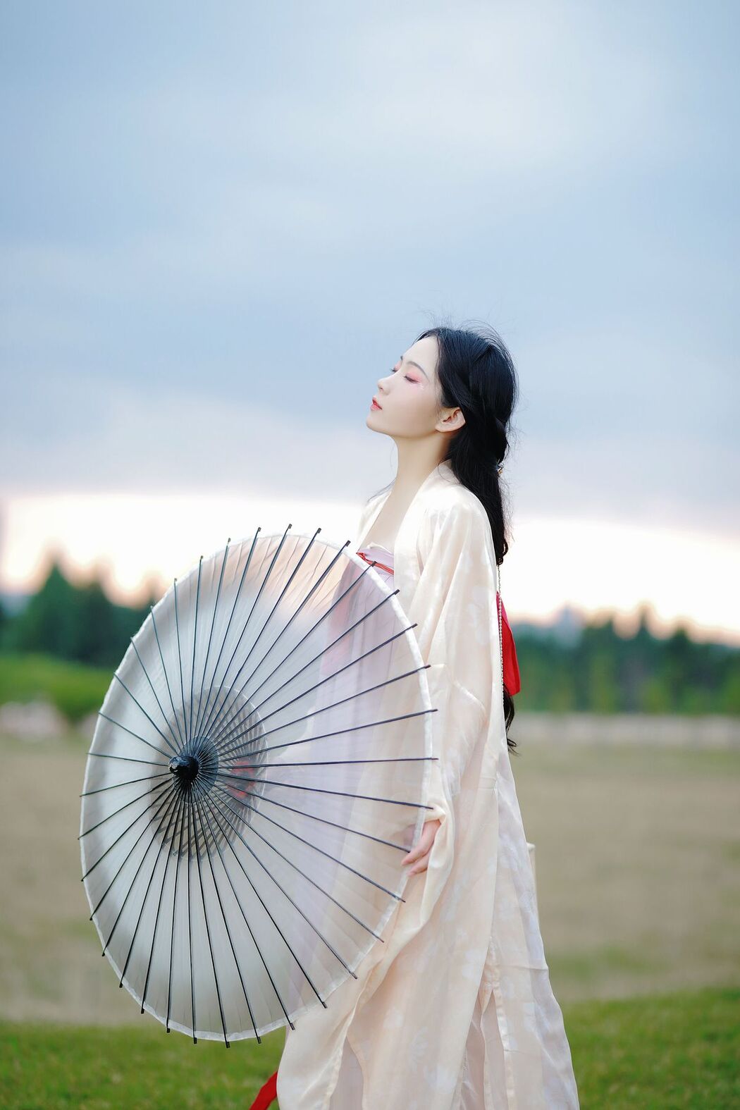 YiTuYu艺图语 Vol.2579 Luo Hua Ren Du Li