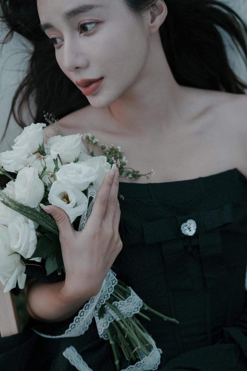 YiTuYu艺图语 Vol.2500 Shu Wen Tong Xue