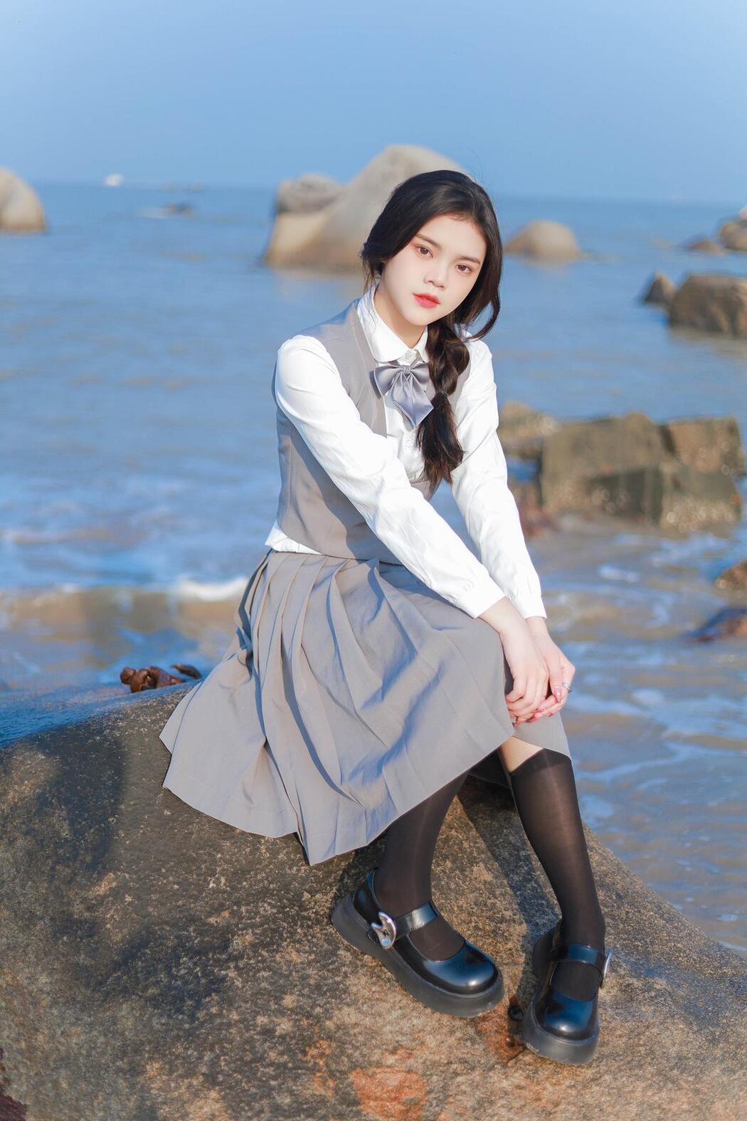 YiTuYu艺图语 Vol.2499 Ding Hang