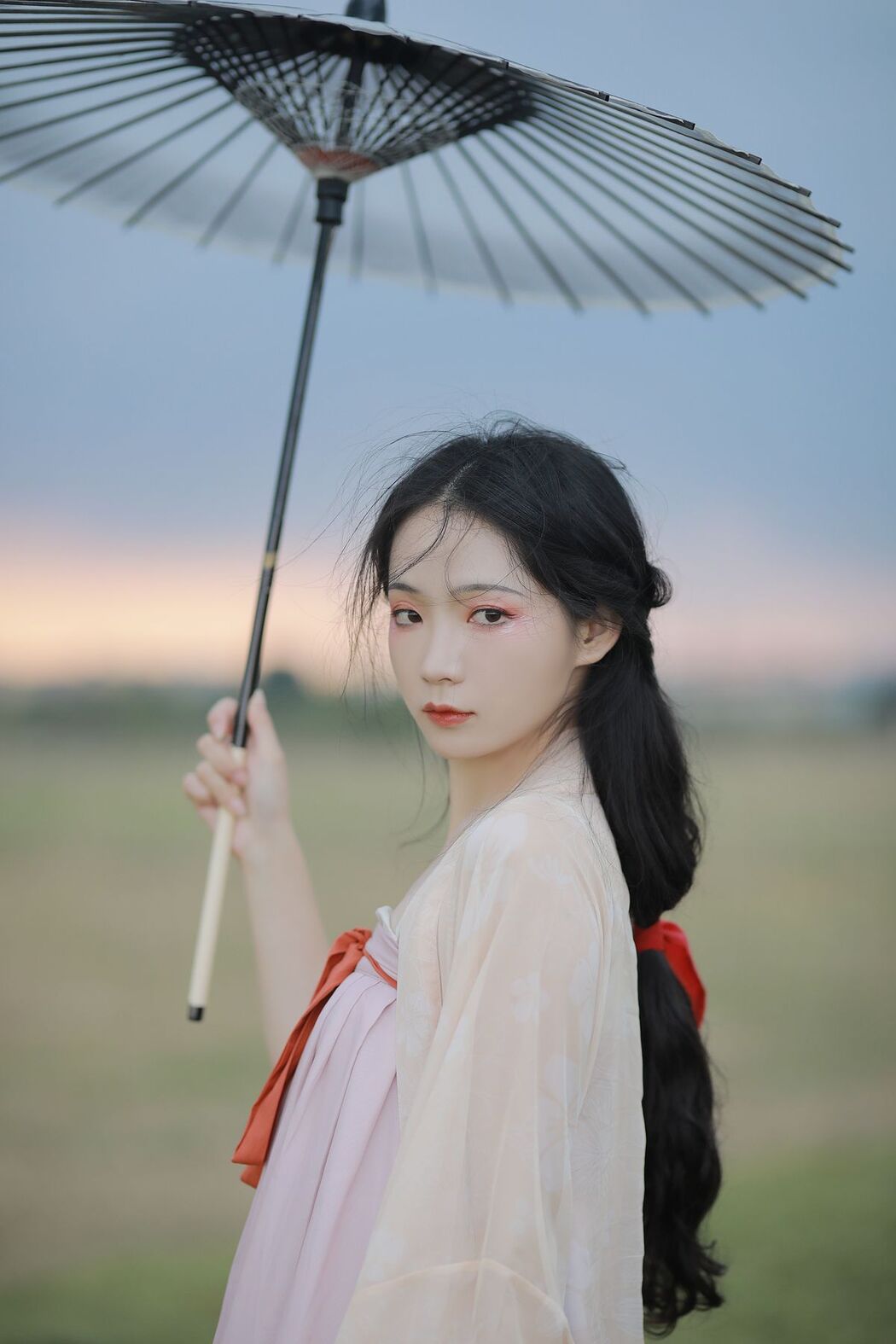 YiTuYu艺图语 Vol.2579 Luo Hua Ren Du Li
