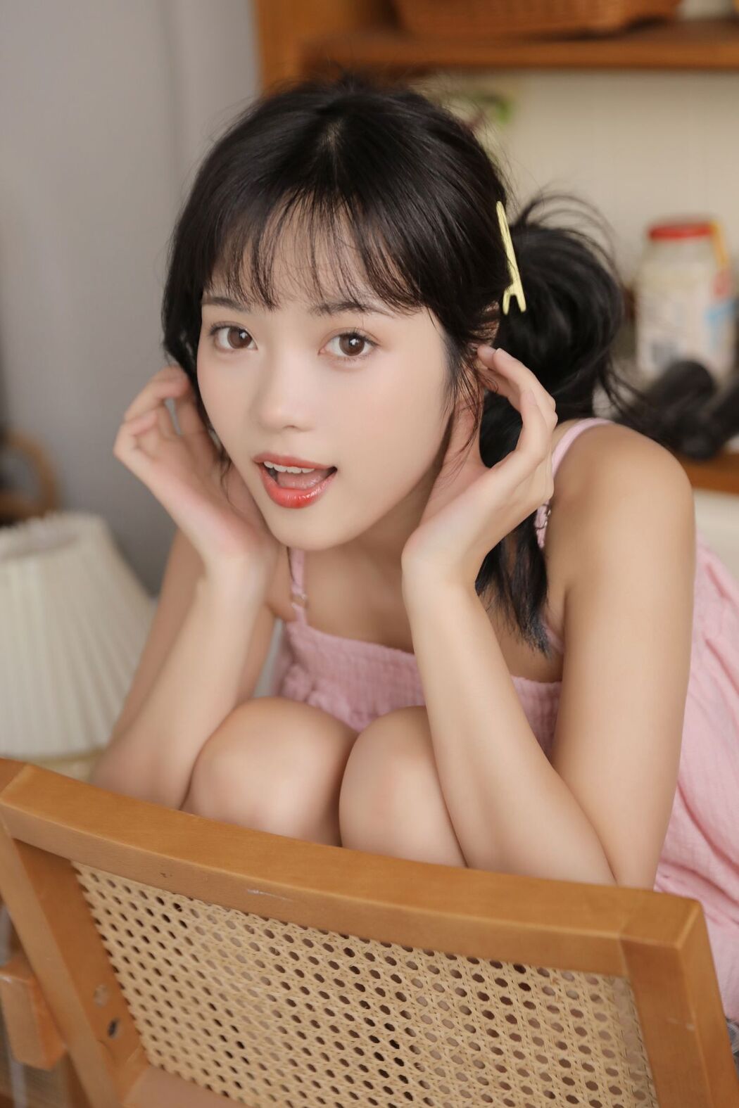 YiTuYu艺图语 Vol.2567 Xiao Wei Ren Er