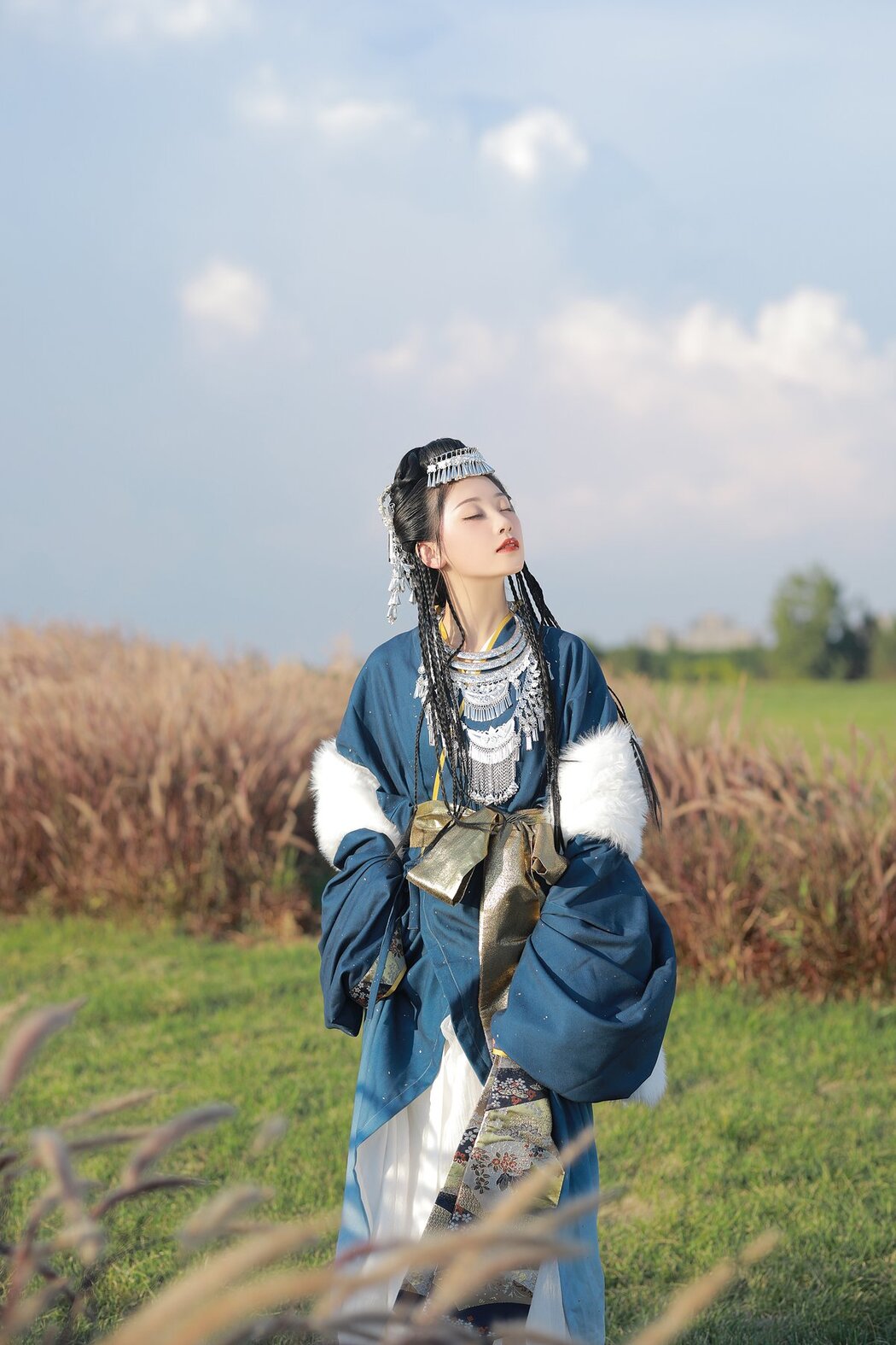 YiTuYu艺图语 Vol.2609 Y-jin