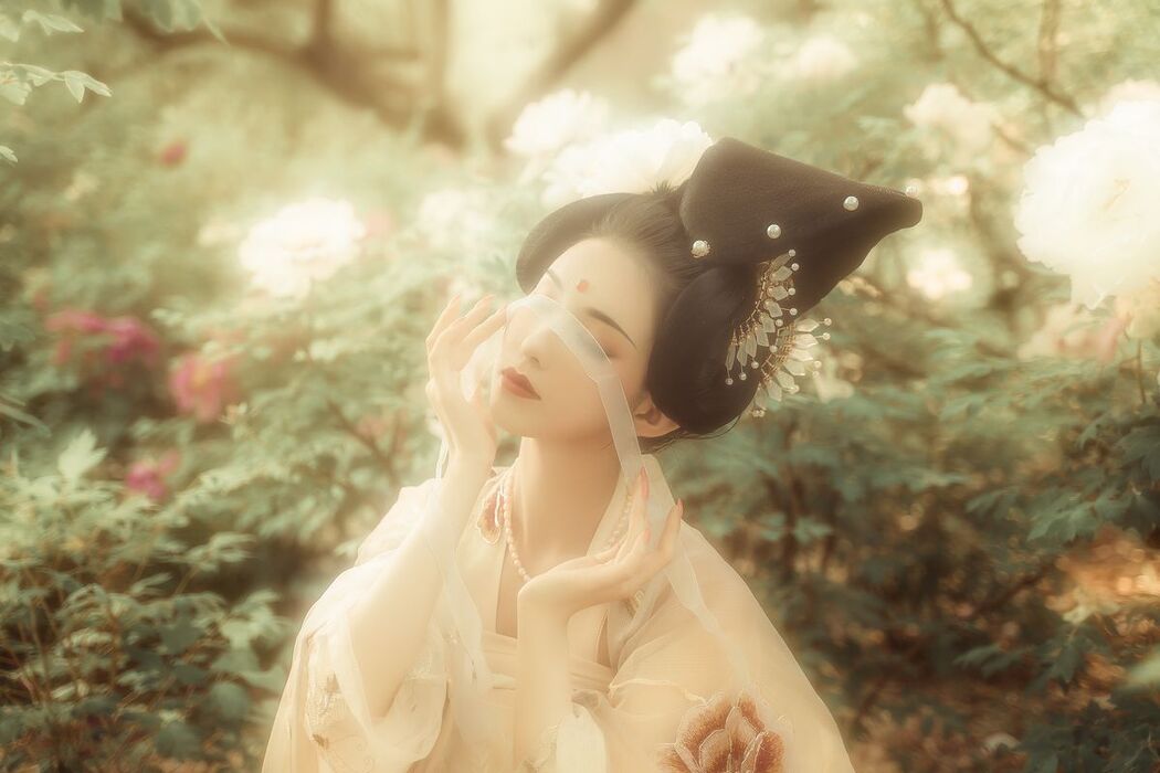 YiTuYu艺图语 Vol.2531 Bi Mo Xia Ci Hou
