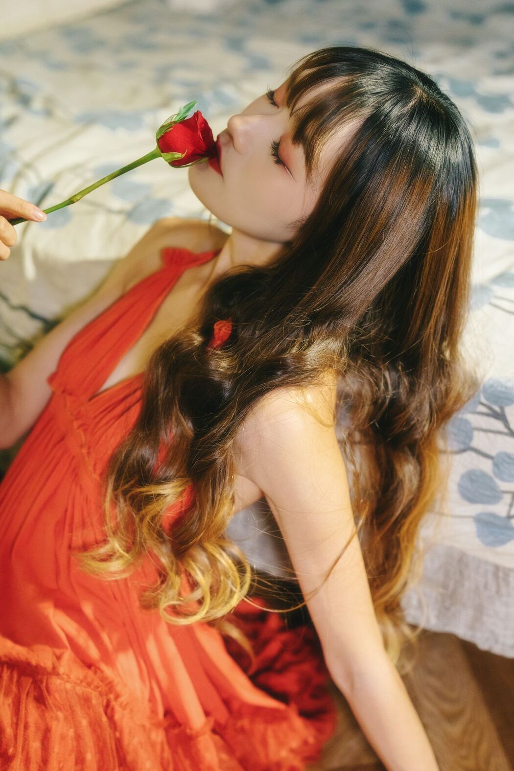 YiTuYu艺图语 Vol.2523 Tu Zi Zzz Bu Chi Hu Luo Bo