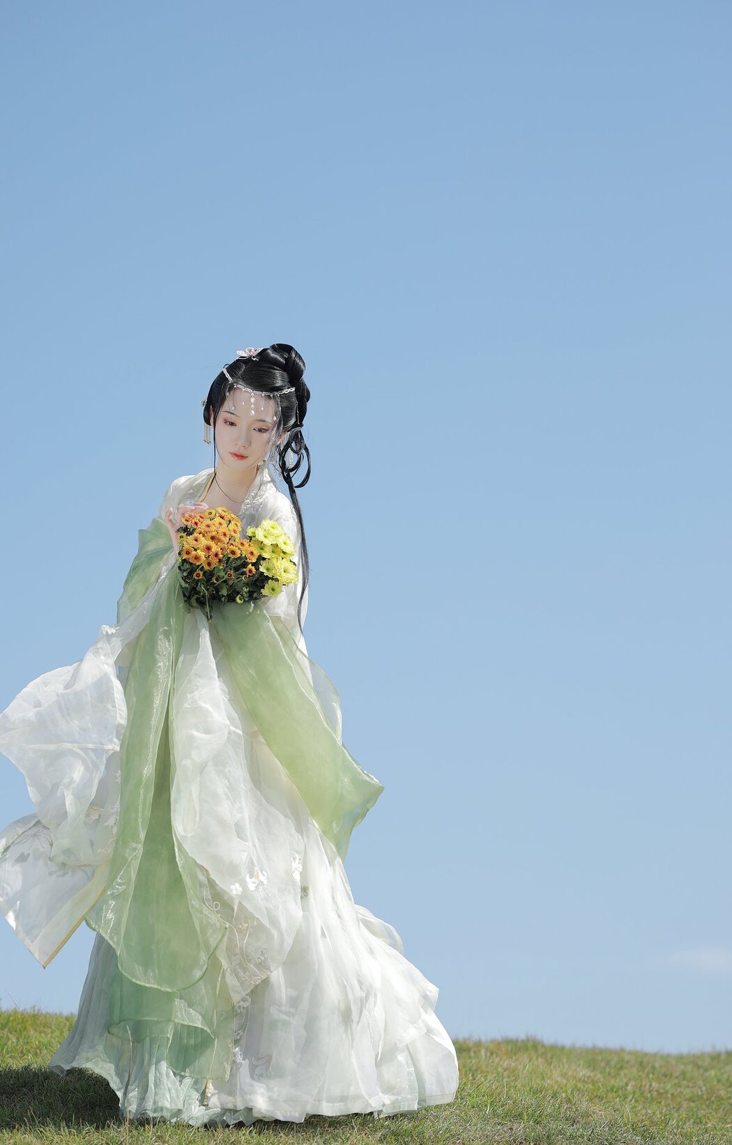 YiTuYu艺图语 Vol.2616 Luo Hua Ren Du Li