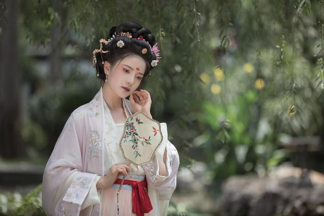 YiTuYu艺图语 Vol.2504 Yi Bei Mei Shi