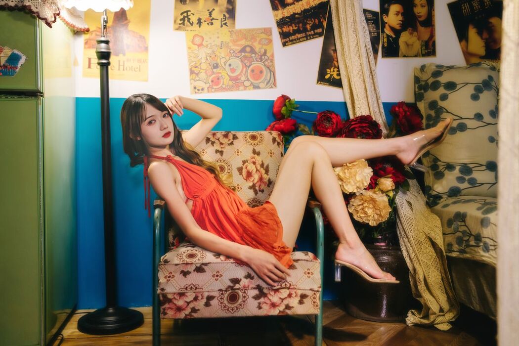 YiTuYu艺图语 Vol.2523 Tu Zi Zzz Bu Chi Hu Luo Bo