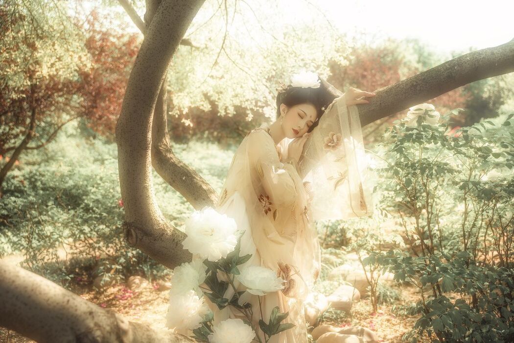 YiTuYu艺图语 Vol.2531 Bi Mo Xia Ci Hou