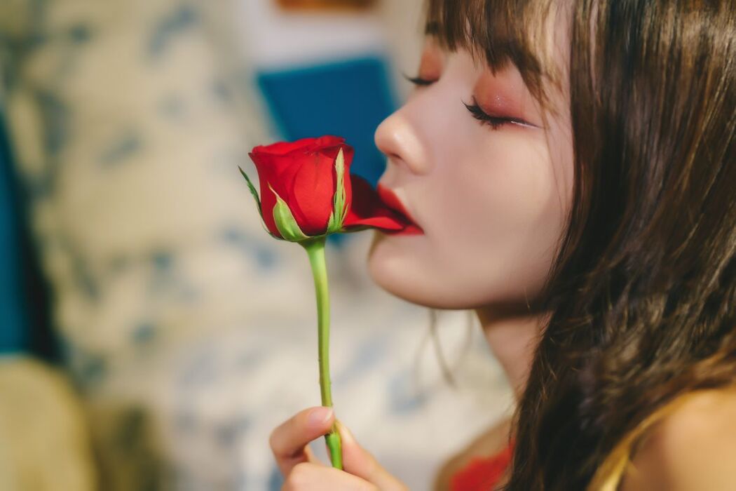 YiTuYu艺图语 Vol.2523 Tu Zi Zzz Bu Chi Hu Luo Bo