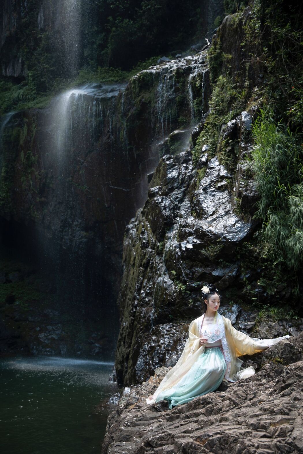 YiTuYu艺图语 Vol.2568 Ling Zi Xi