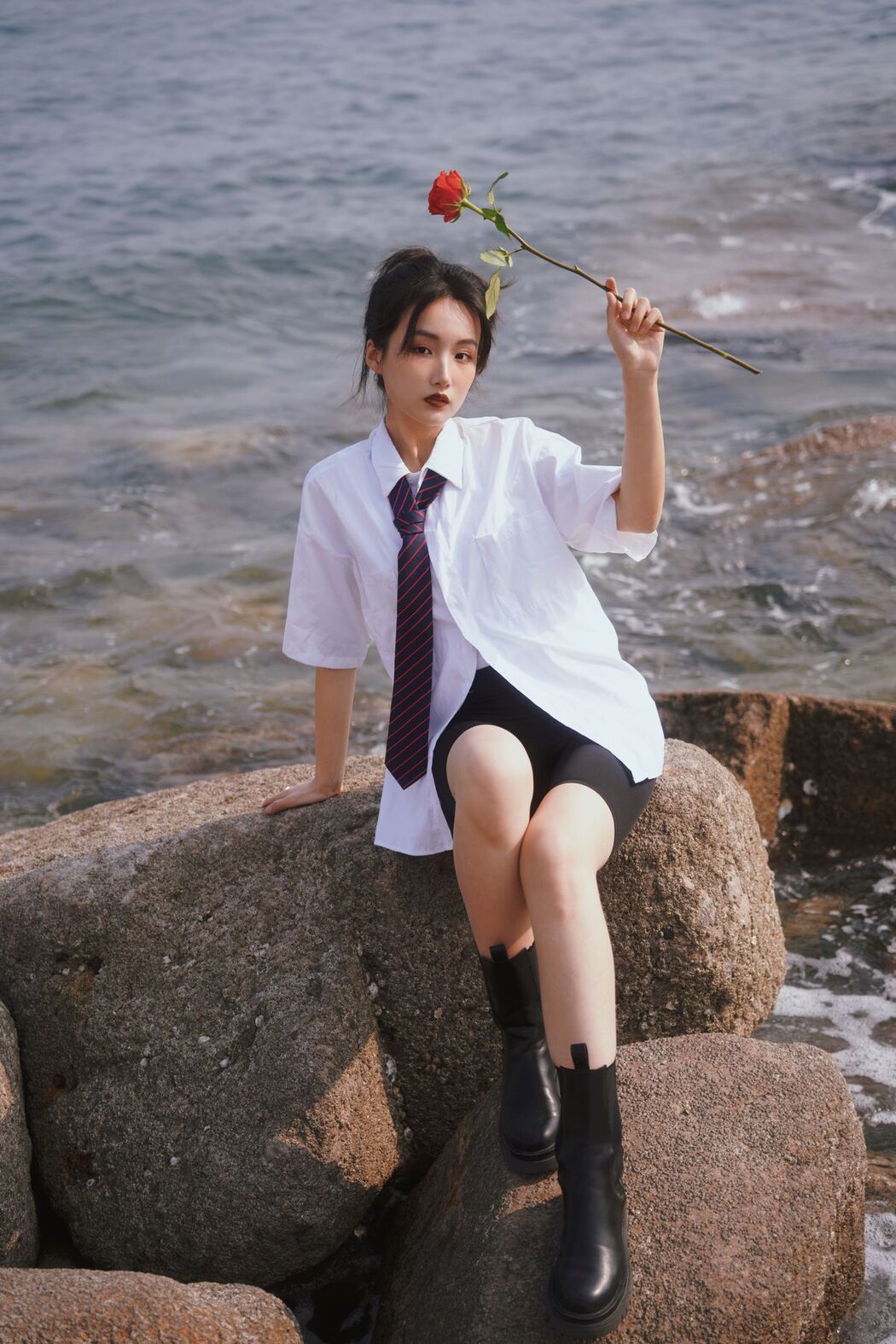 YiTuYu艺图语 Vol.2564 Xin Xin
