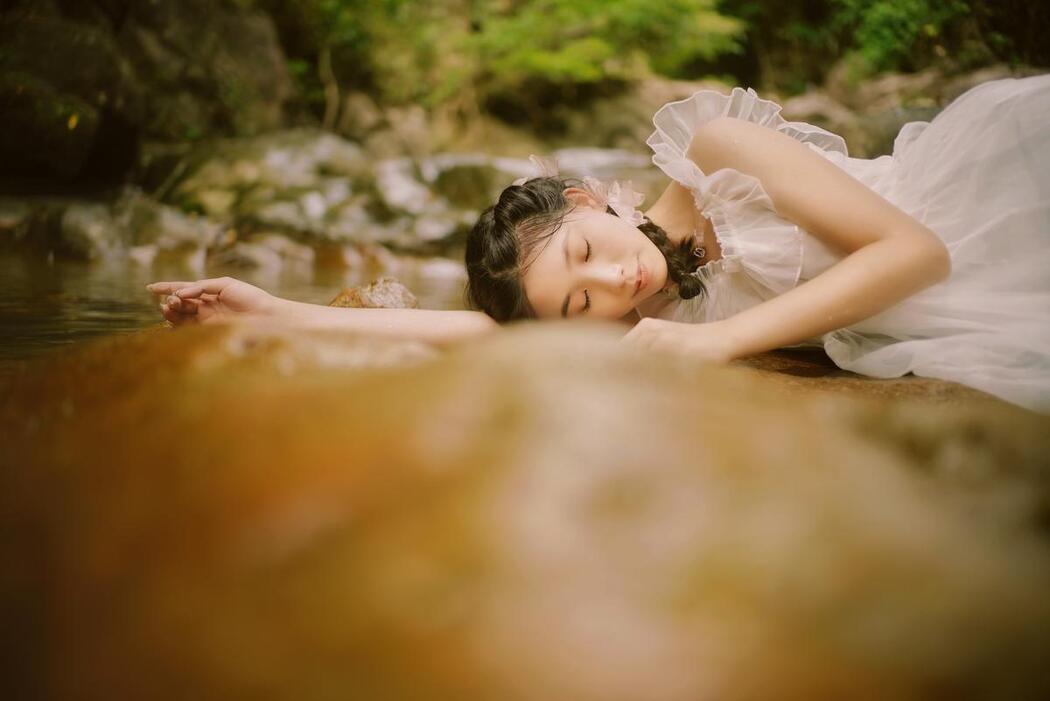 YiTuYu艺图语 Vol.2495 Xiao Yi