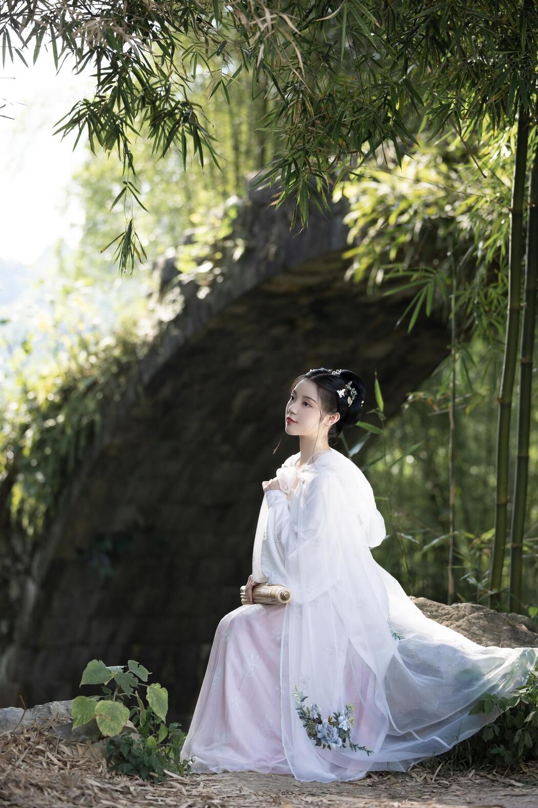YiTuYu艺图语 Vol.2510 Qi Ni Si Mao