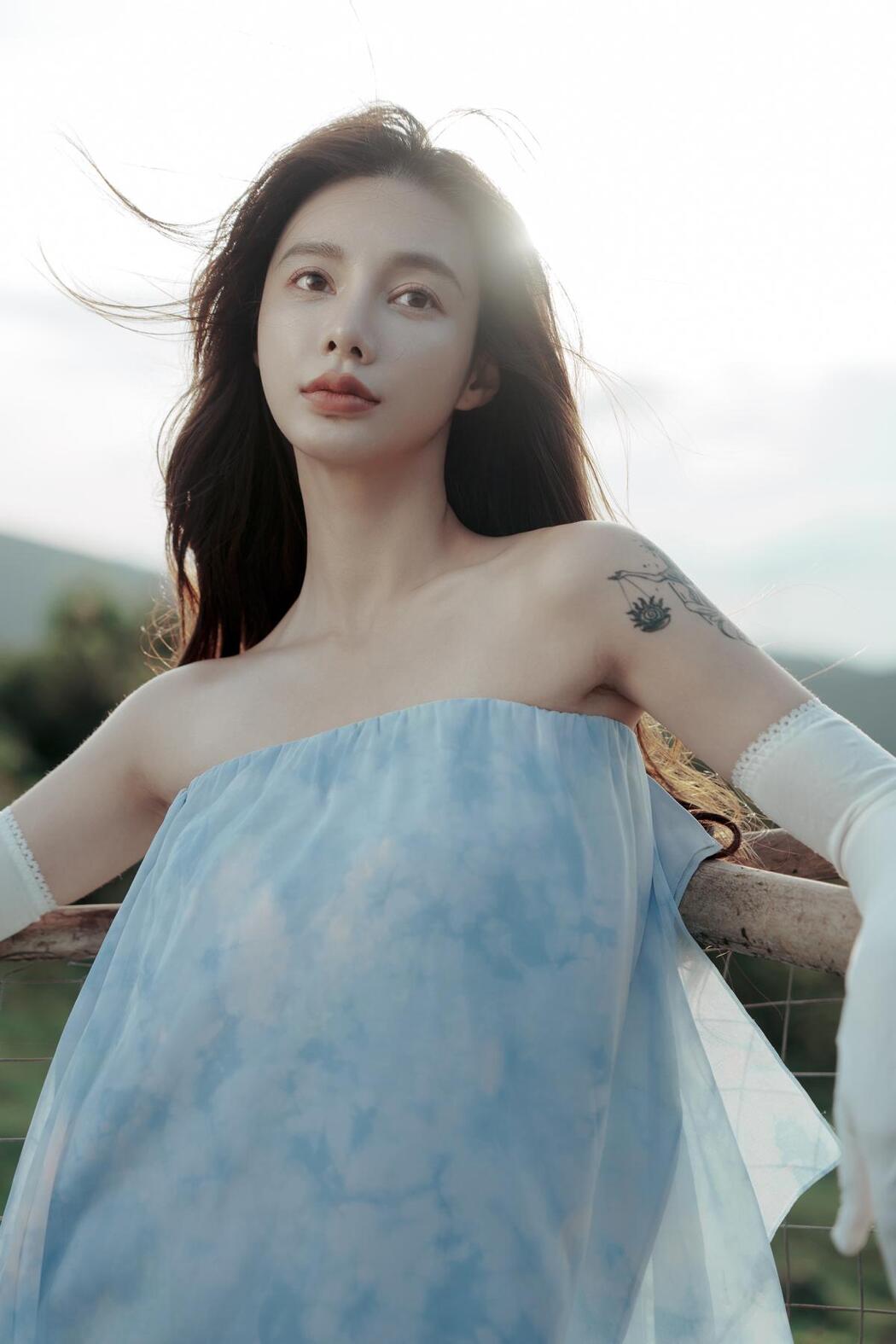 YiTuYu艺图语 Vol.2489 Shu Wen Tong Xue