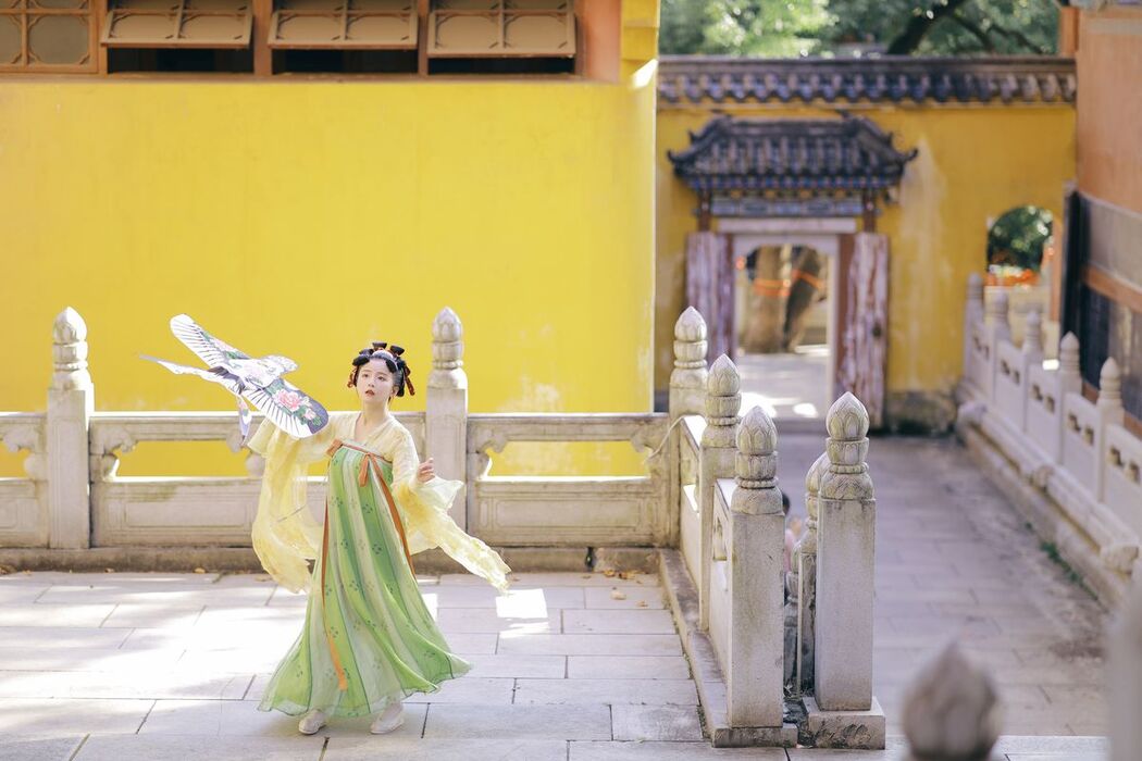 YiTuYu艺图语 Vol.2581 Da Xie De Vk