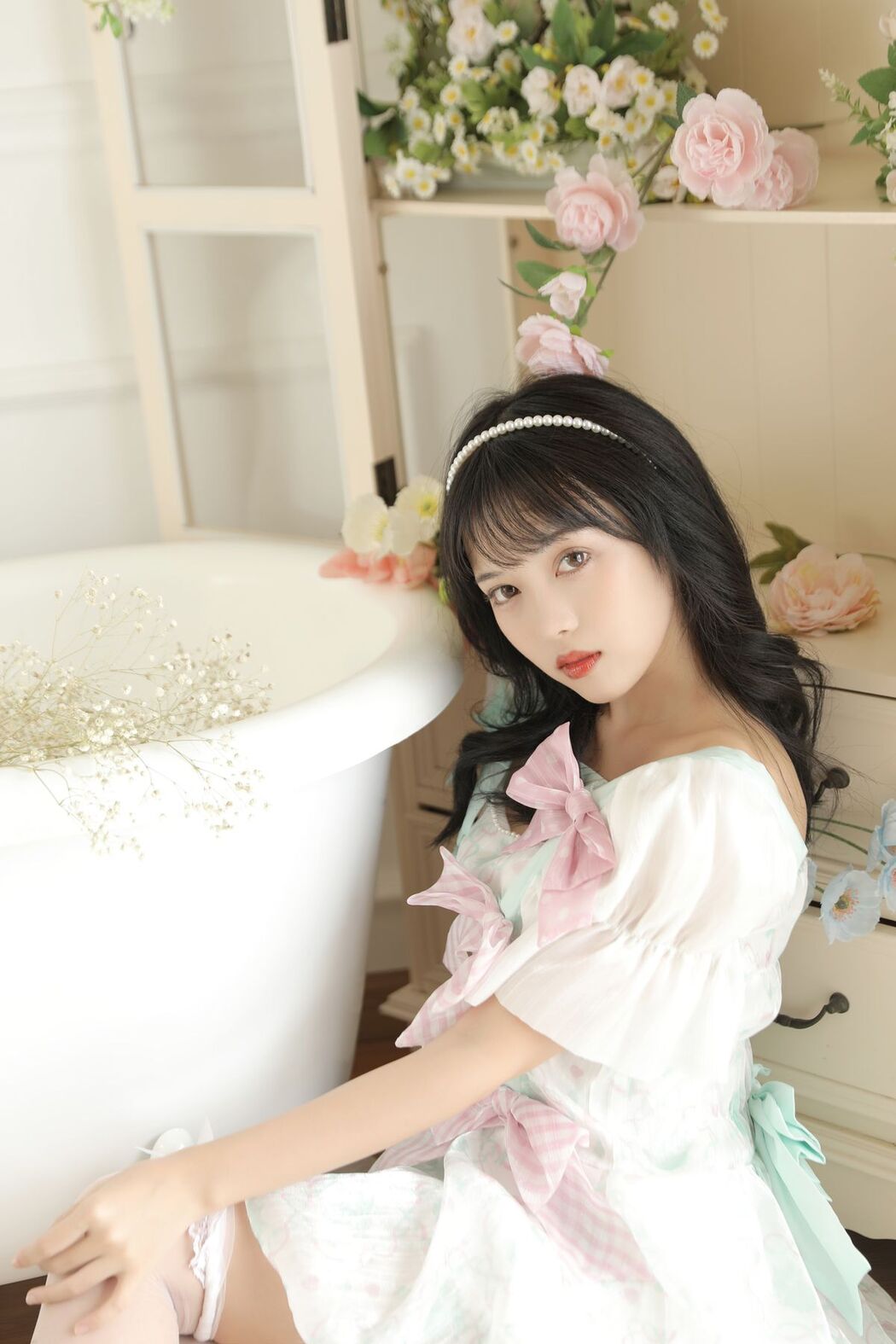 YiTuYu艺图语 Vol.2587 Xiao Wei Ren Er
