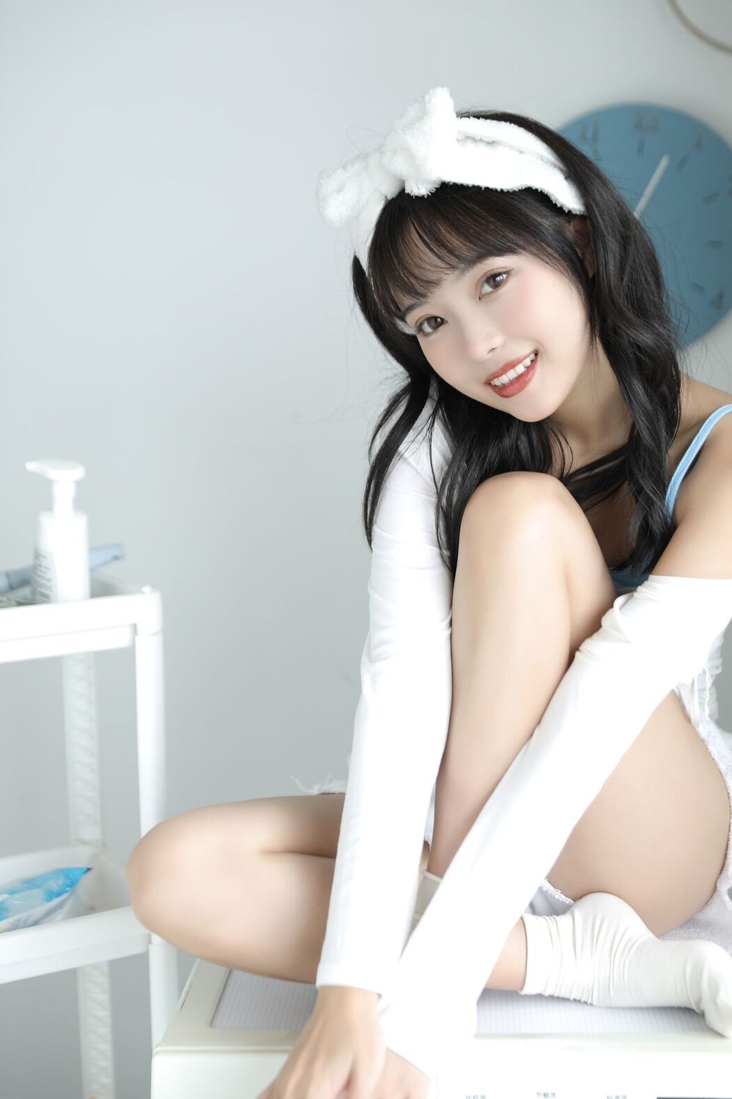 YiTuYu艺图语 Vol.2535 Xiao Wei Ren Er