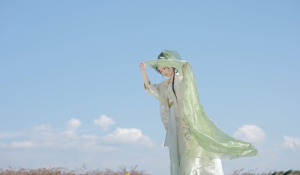 YiTuYu艺图语 Vol.2616 Luo Hua Ren Du Li