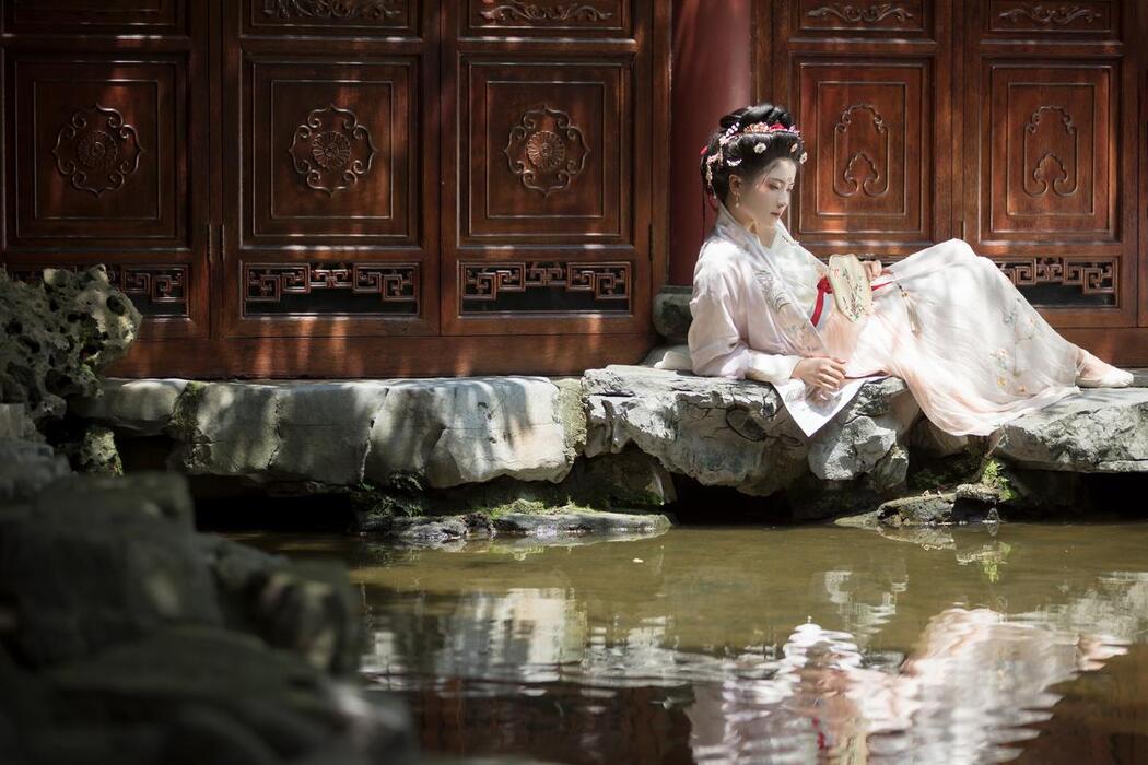 YiTuYu艺图语 Vol.2504 Yi Bei Mei Shi