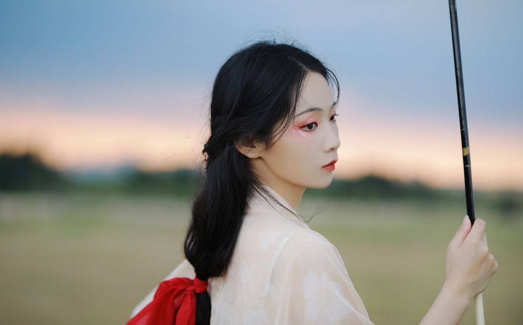 YiTuYu艺图语 Vol.2579 Luo Hua Ren Du Li