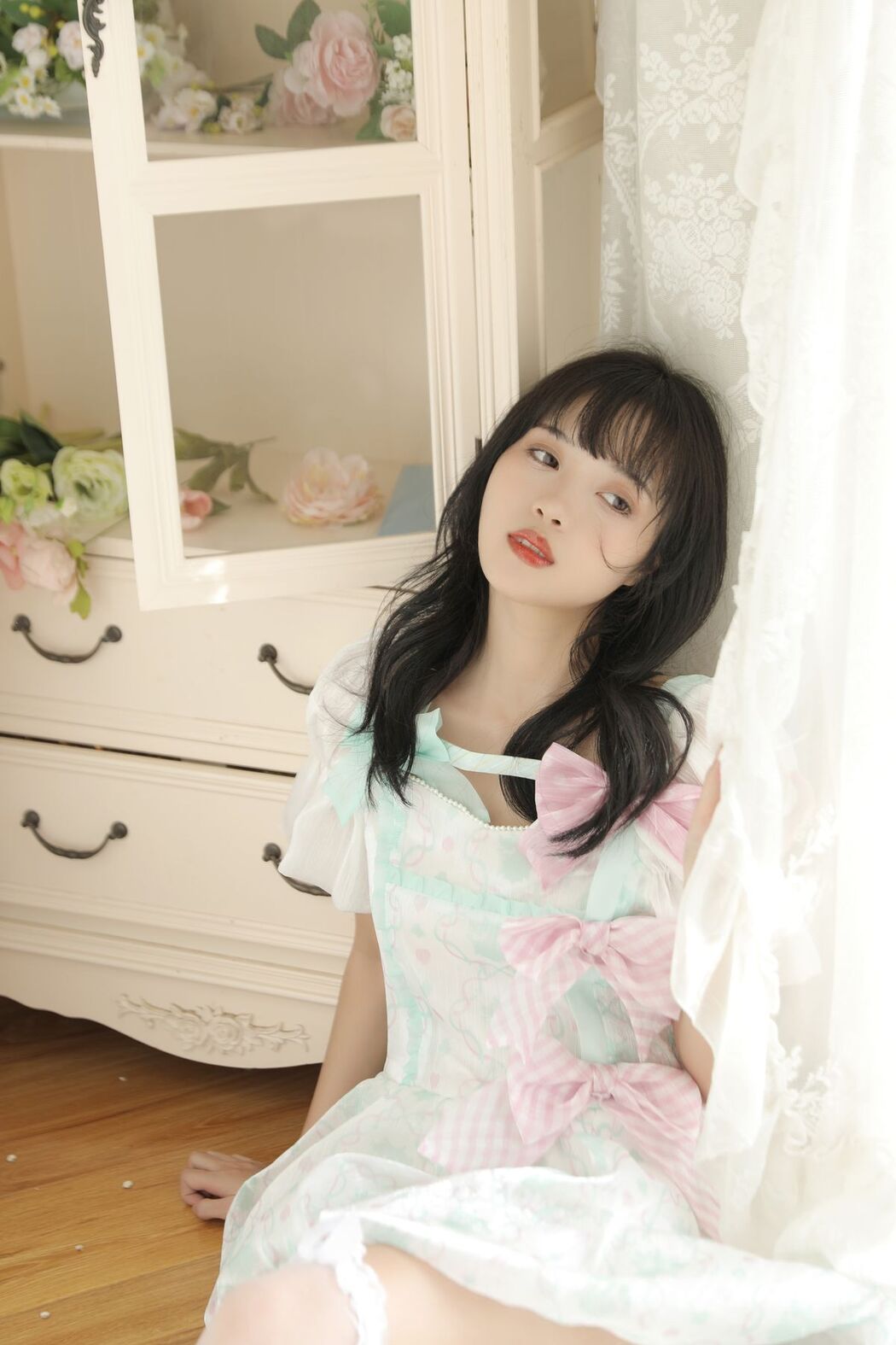 YiTuYu艺图语 Vol.2587 Xiao Wei Ren Er