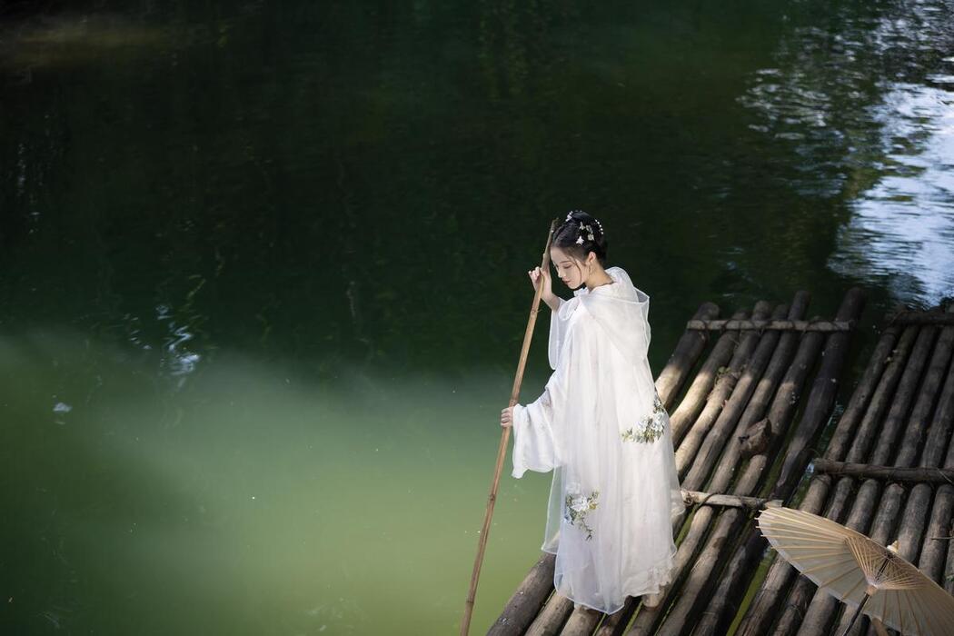 YiTuYu艺图语 Vol.2510 Qi Ni Si Mao