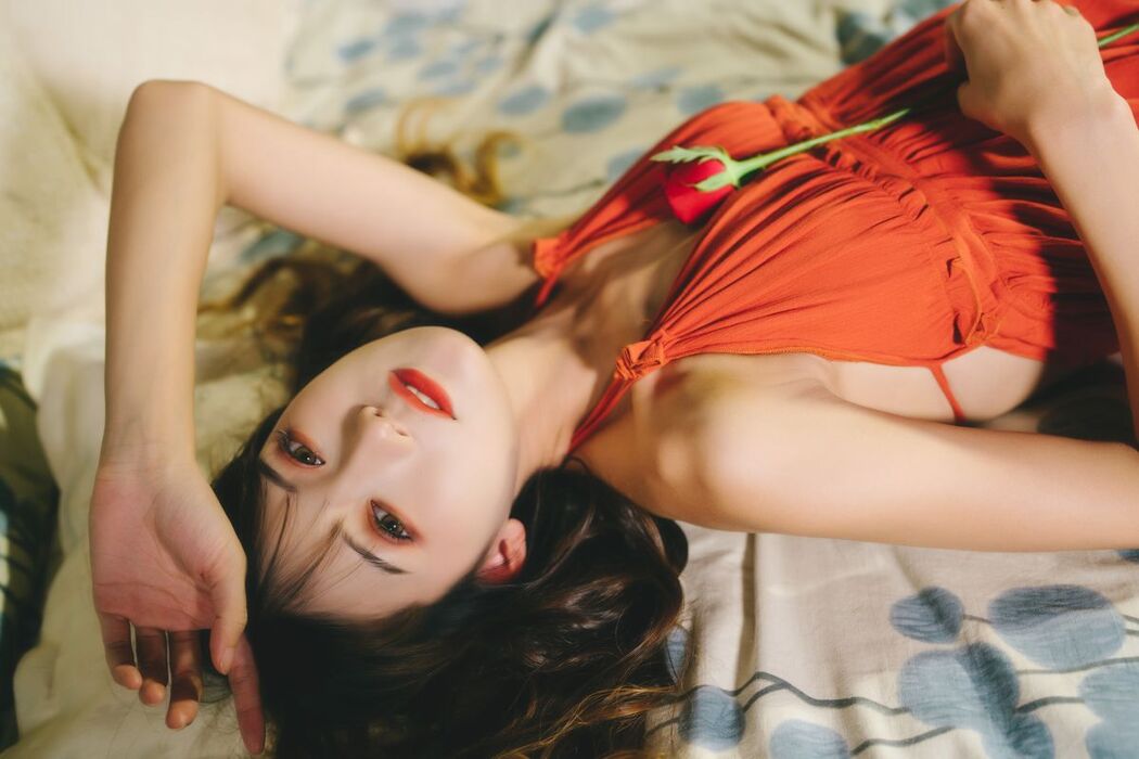 YiTuYu艺图语 Vol.2523 Tu Zi Zzz Bu Chi Hu Luo Bo