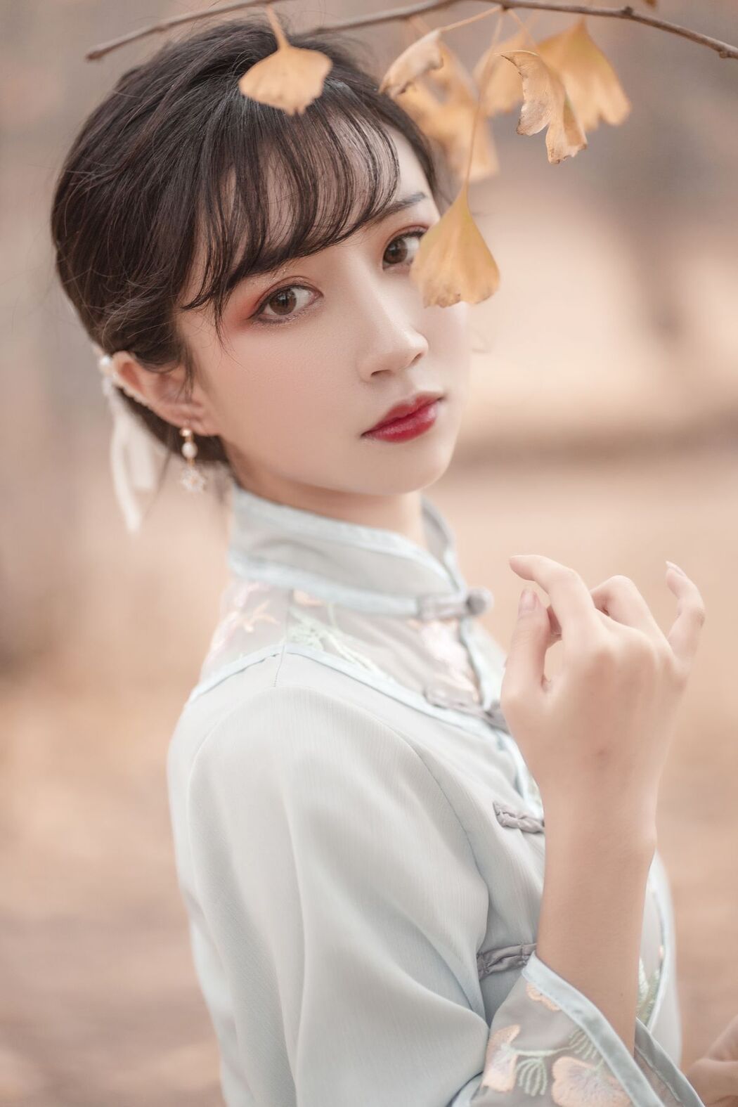 YiTuYu艺图语 Vol.2594 Qi Luo Sheng De Xiao Su Su