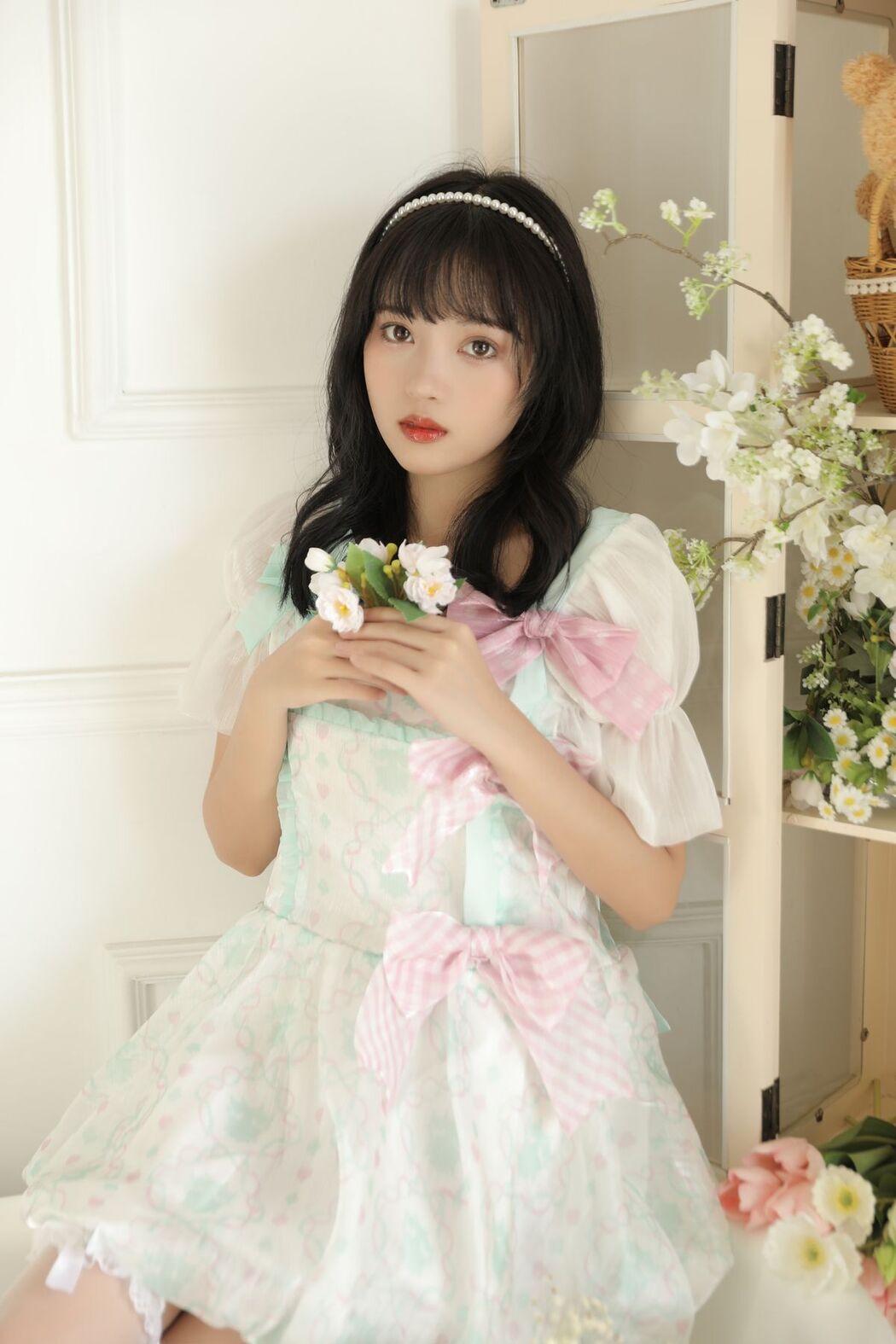 YiTuYu艺图语 Vol.2587 Xiao Wei Ren Er