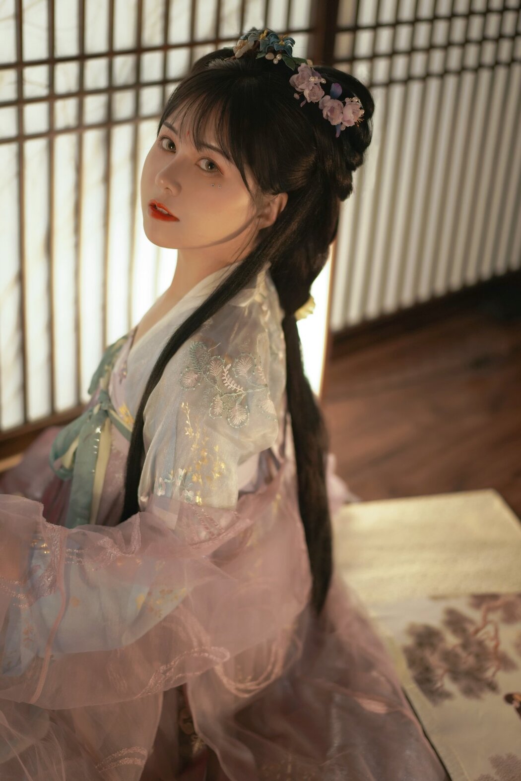 YiTuYu艺图语 Vol.2596 He Ming Zhi Ying
