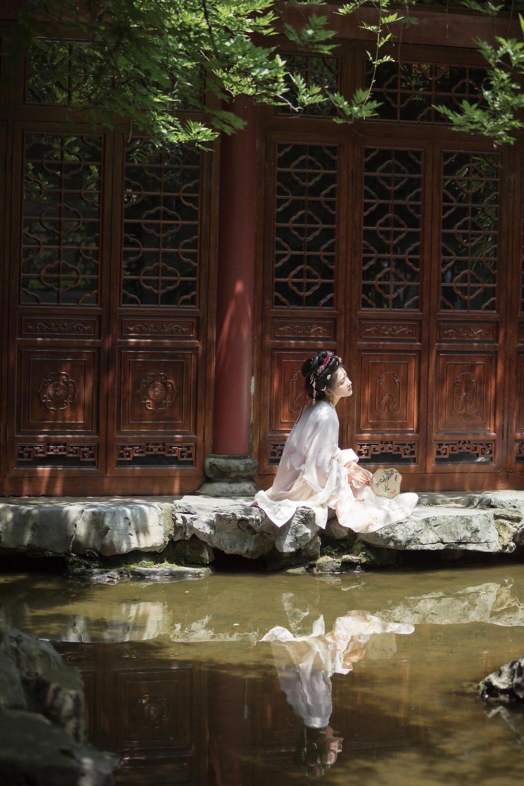 YiTuYu艺图语 Vol.2504 Yi Bei Mei Shi