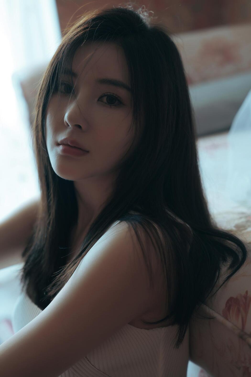 YiTuYu艺图语 Vol.2507 Xuan Xuan