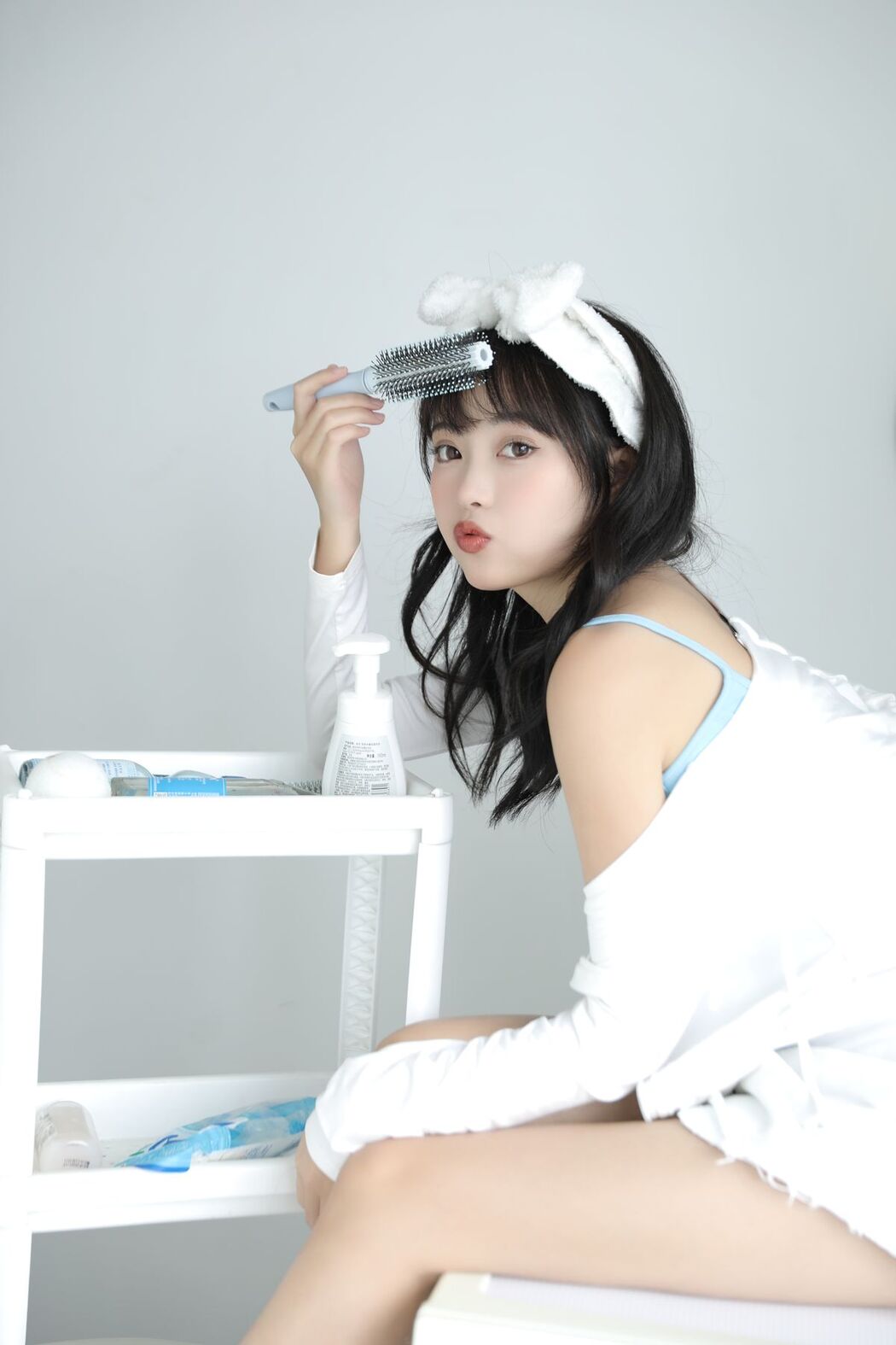 YiTuYu艺图语 Vol.2535 Xiao Wei Ren Er