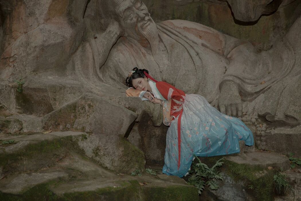 YiTuYu艺图语 Vol.2550 Tong Mian Xiao Mian Ao