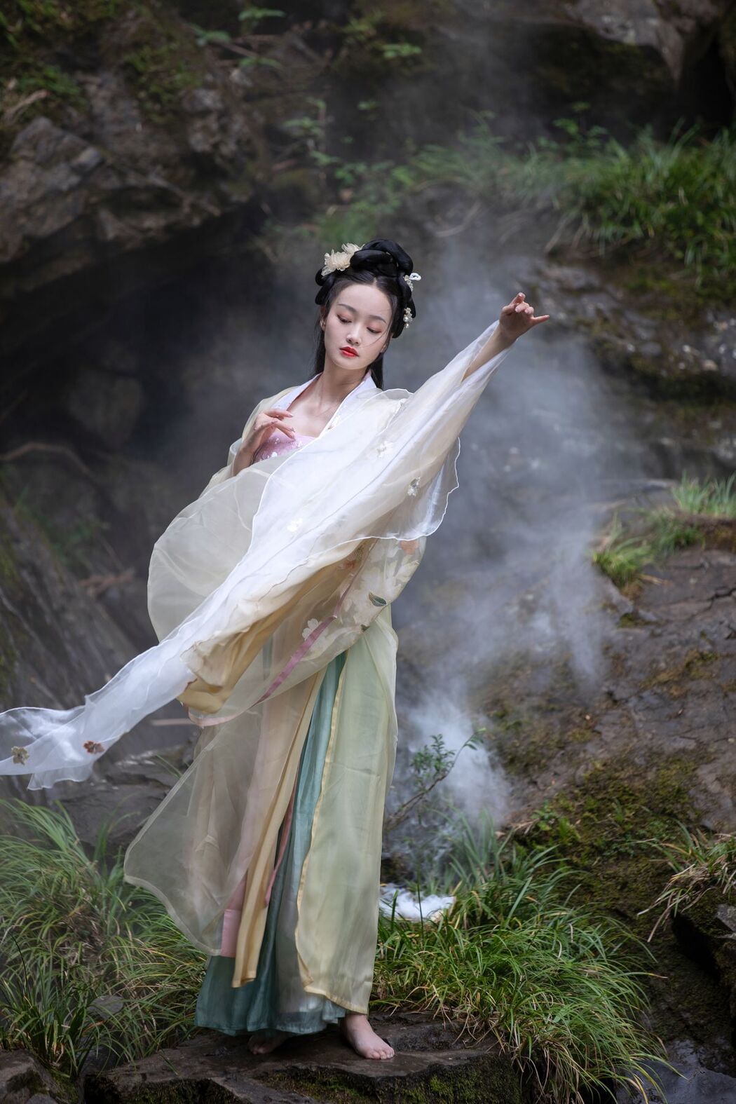 YiTuYu艺图语 Vol.2568 Ling Zi Xi