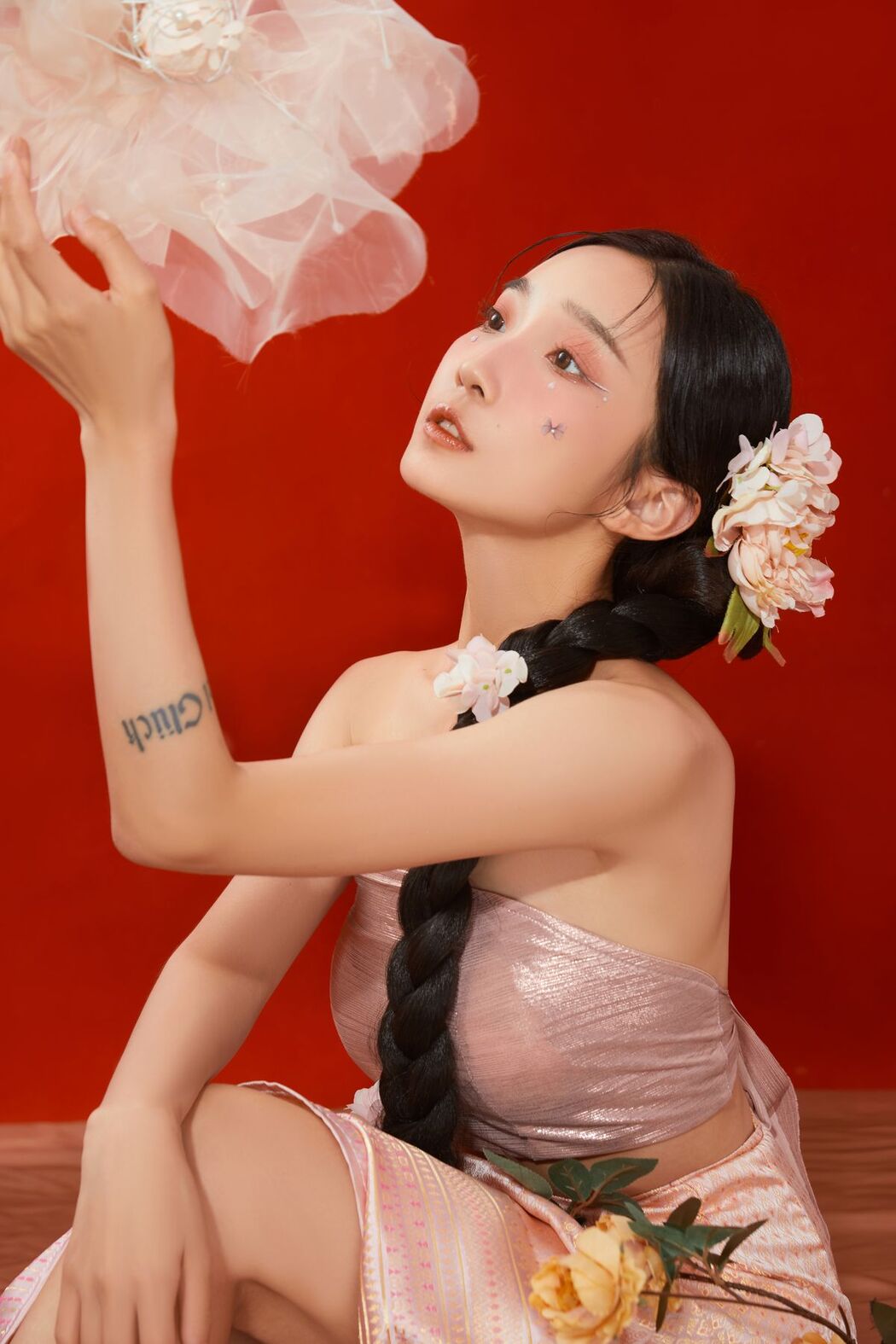 YiTuYu艺图语 Vol.2546 Lei Meng Ying