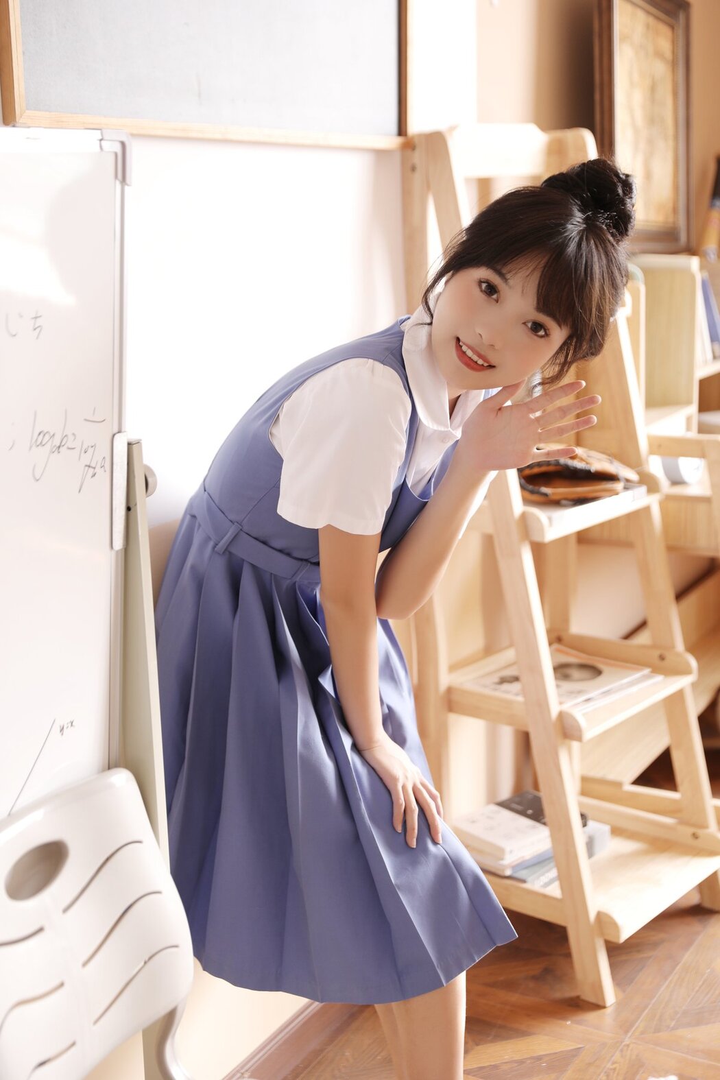 YiTuYu艺图语 Vol.2655 Xiao Wei Ren Er