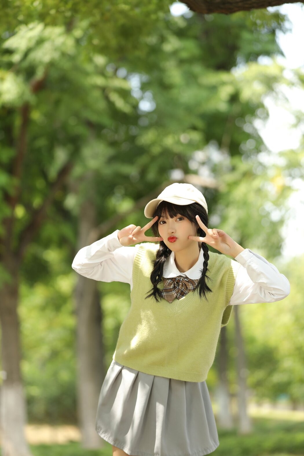 YiTuYu艺图语 Vol.2674 Xiao Wei Ren Er