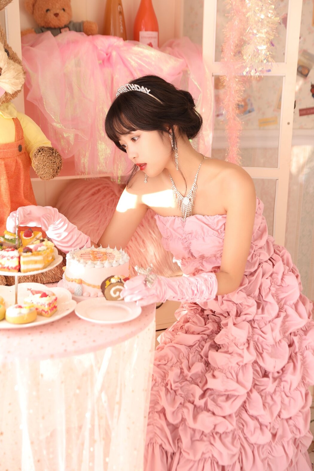 YiTuYu艺图语 Vol.2694 Xiao Wei Ren Er