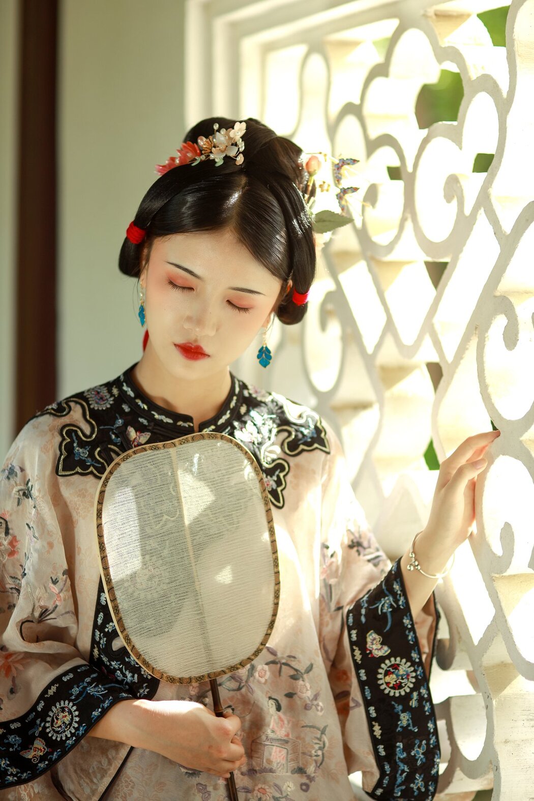 YiTuYu艺图语 Vol.2637 Miao Miao Jia De Xiao Yu Gan